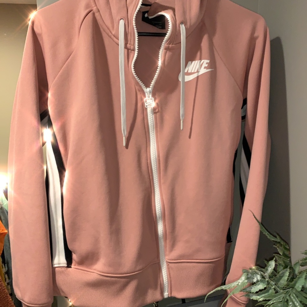 Nike sweater